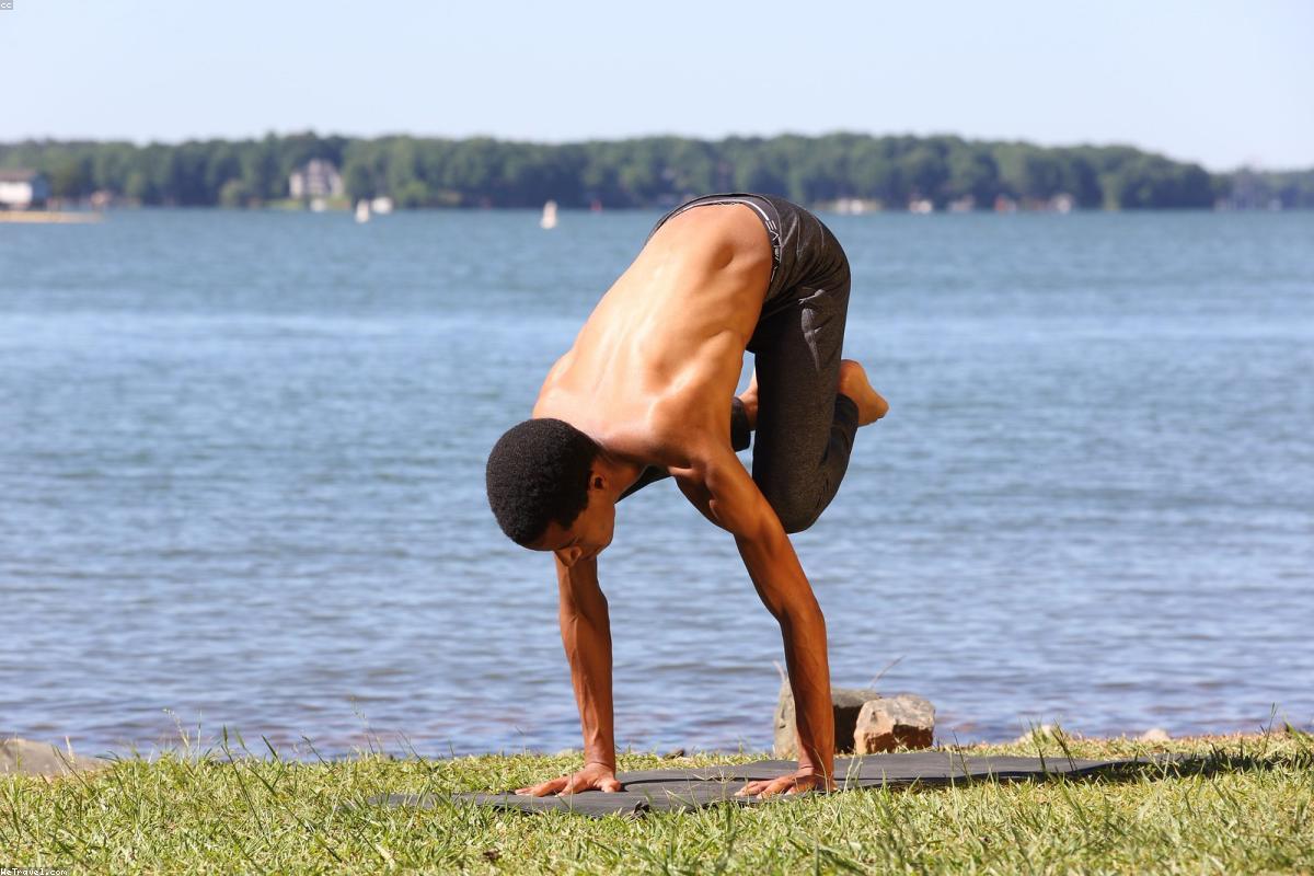 Essential Yoga Accessories for a Complete Home Practice